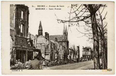 L'Avenue de Laon en ruines